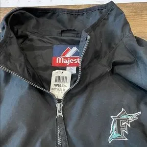 【XL相当】MAJESTIC MARLINS ナイロン　ジャケット XL相当】MAJESTIC MARLINS ナイロン ジャケット